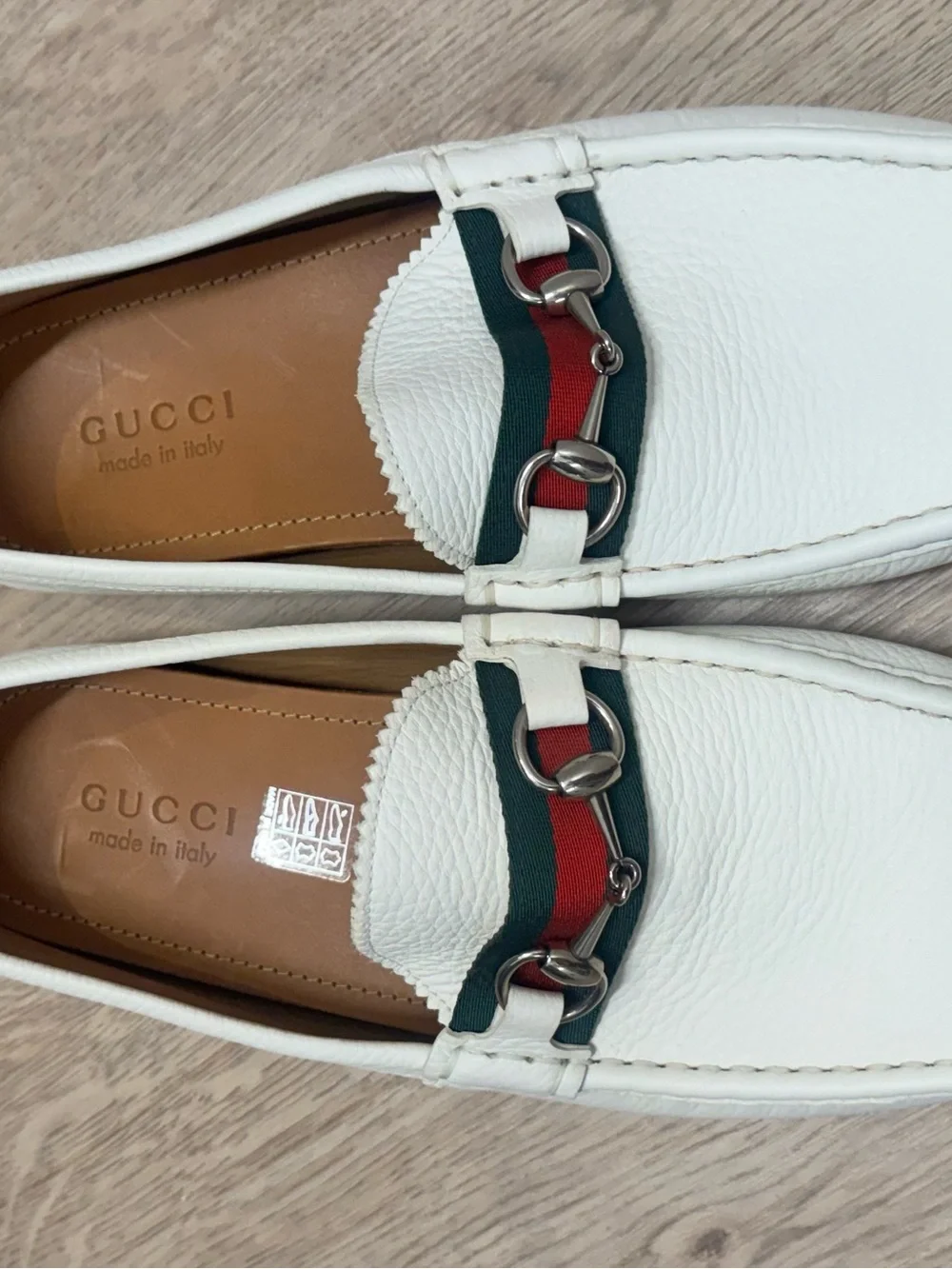 Gucci White Leather Loafers with Green and Red Web and Silver Horsebit